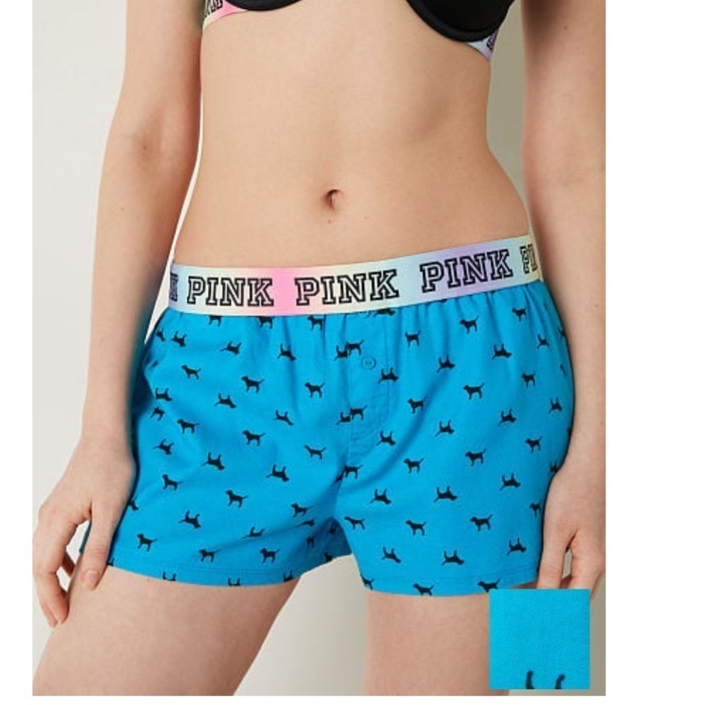 PINK
FLANNEL BOXY PAJAMA SHORTS